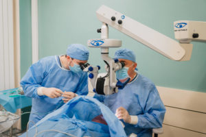 10 Operatia de cataracta