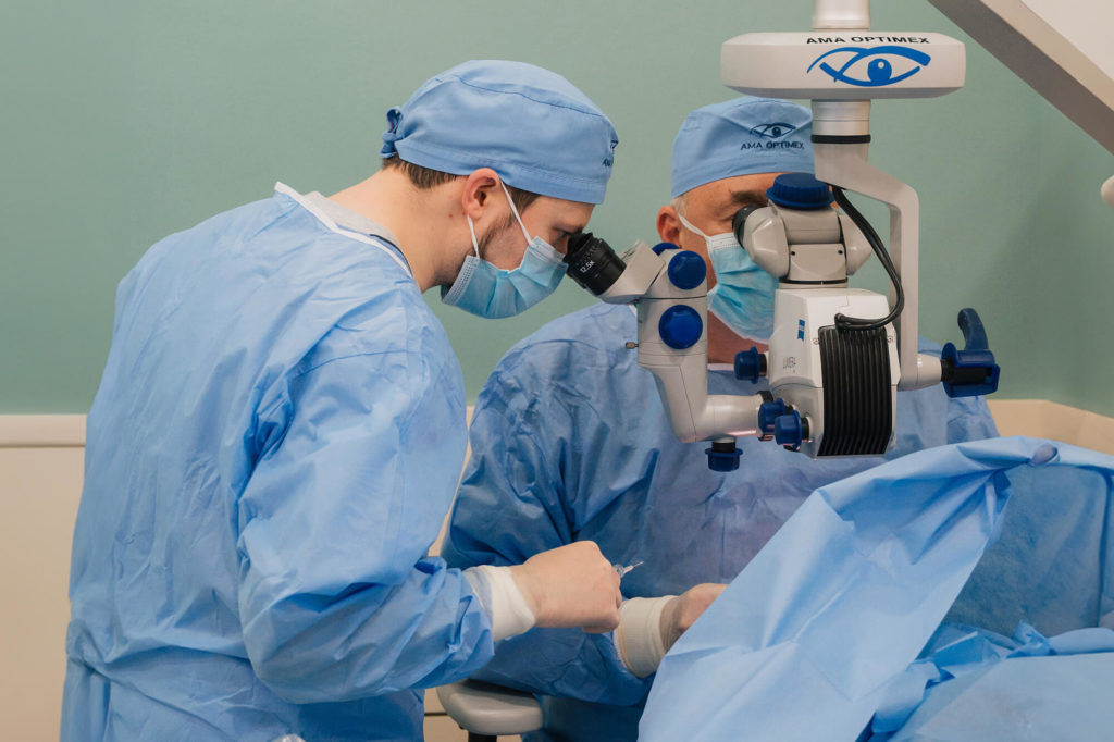 2 Pret operatie cataracta 1